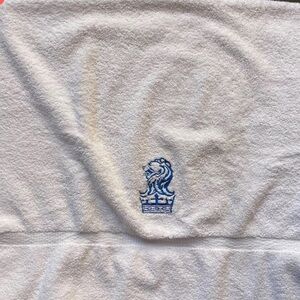 Exclusive Ritz Carlton Bath White Plush Towel with Blue Embroidered Lion